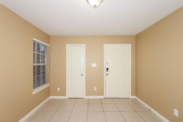 4918 N Cancun Drive, Houston, TX 77045