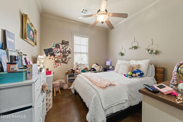 413 Harbor Road, Youngsville, LA 70592