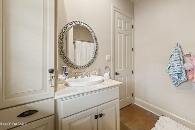 413 Harbor Road, Youngsville, LA 70592