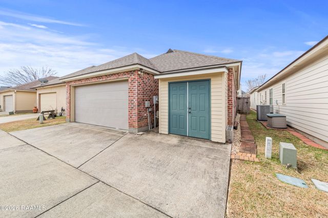 413 Harbor Road, Youngsville, LA 70592