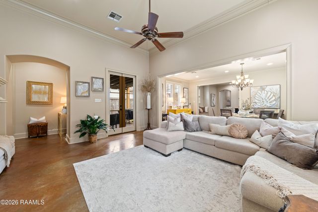 413 Harbor Road, Youngsville, LA 70592