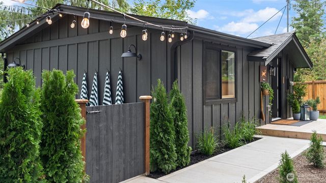 12907 Green Mountain Way, Granite Falls, WA 98252