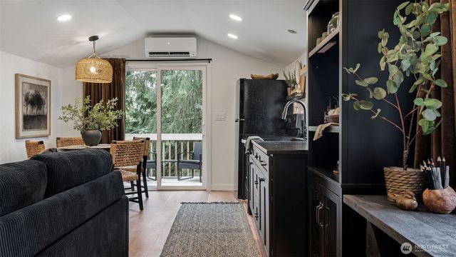 12907 Green Mountain Way, Granite Falls, WA 98252