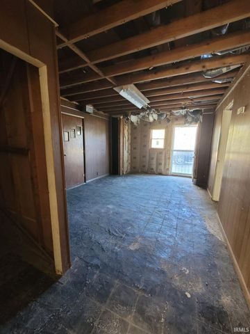 530 W Jackson Street, Galveston, IN 46932