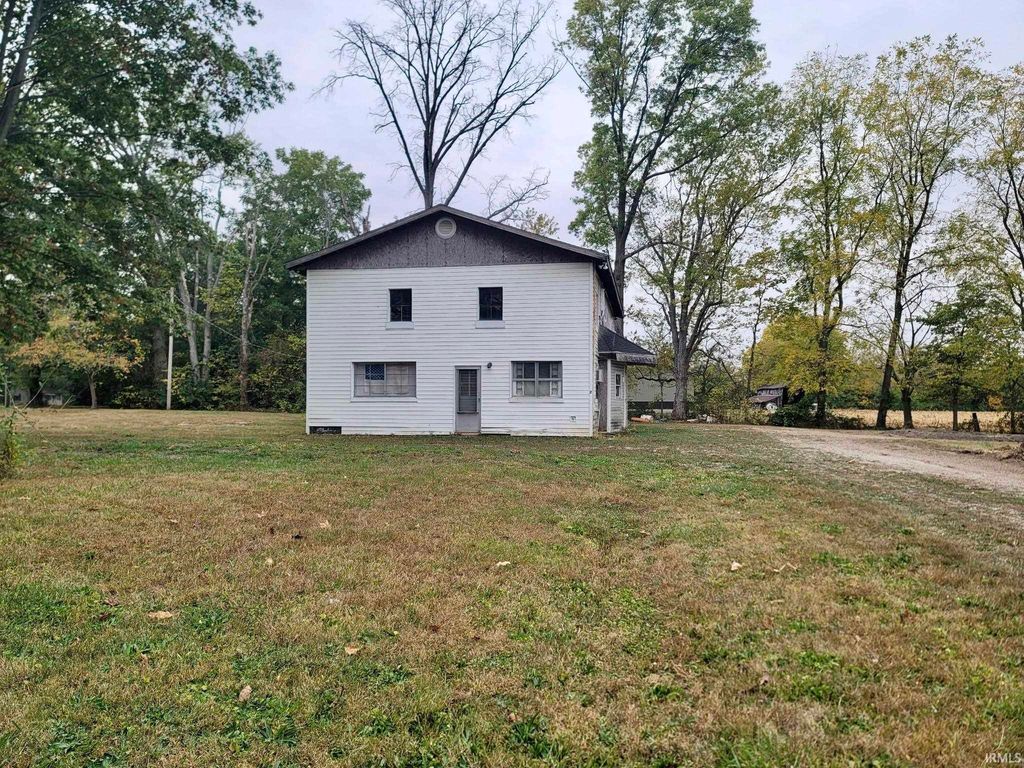 530 W Jackson Street, Galveston, IN 46932