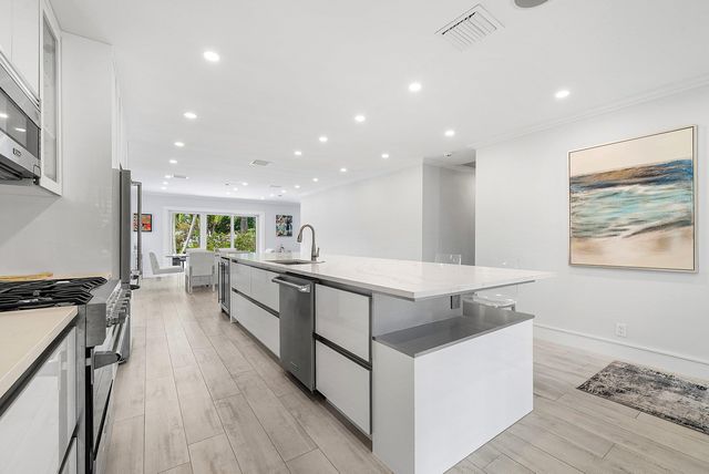 1733 Coral Gardens Drive, Wilton Manors, FL 33334