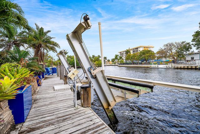 1733 Coral Gardens Drive, Wilton Manors, FL 33334