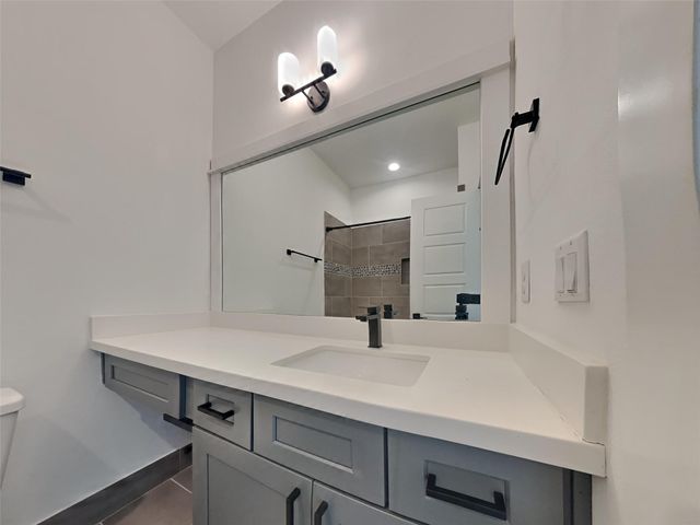 2056 Johanna Drive F, Houston, TX 77055