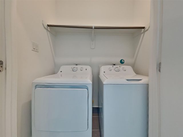 2056 Johanna Drive F, Houston, TX 77055