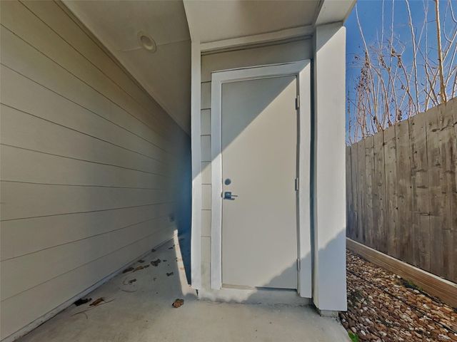 2056 Johanna Drive F, Houston, TX 77055