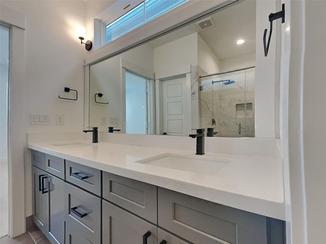 2056 Johanna Drive F, Houston, TX 77055