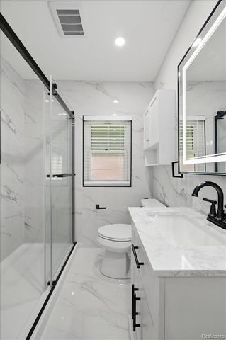 28781 Palomino Drive, Warren, MI 48093