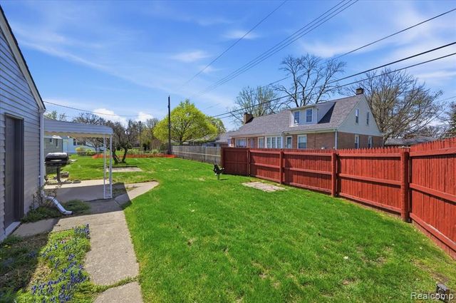 28781 Palomino Drive, Warren, MI 48093