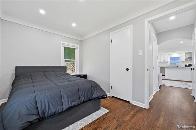 28781 Palomino Drive, Warren, MI 48093