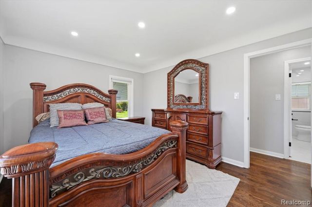 28781 Palomino Drive, Warren, MI 48093