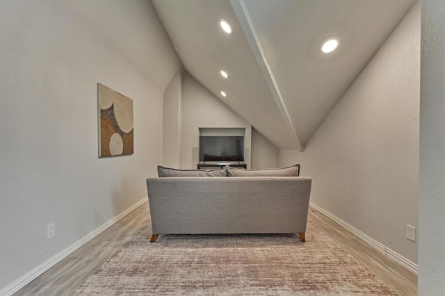 129 S Bearkat Court, Montgomery, TX 77316