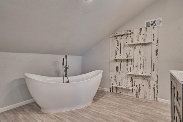 129 S Bearkat Court, Montgomery, TX 77316