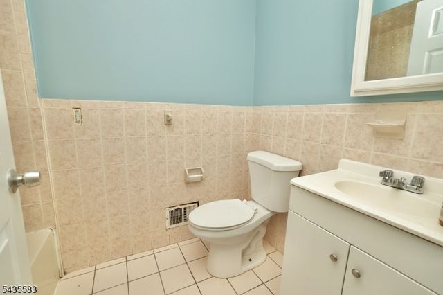 711 S 11Th St, Newark City, NJ 07103