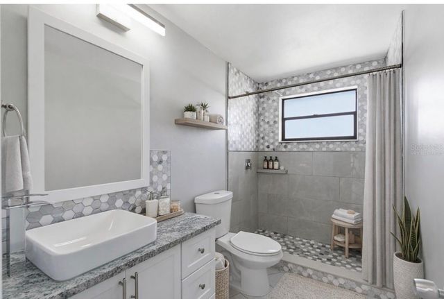 8412 WESTRIDGE DRIVE, Tampa, FL 33615