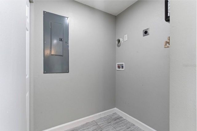 8412 WESTRIDGE DRIVE, Tampa, FL 33615