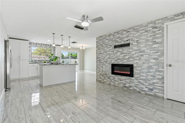 8412 WESTRIDGE DRIVE, Tampa, FL 33615