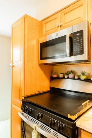 204 ALBAN DR, Wilmington, DE 19805