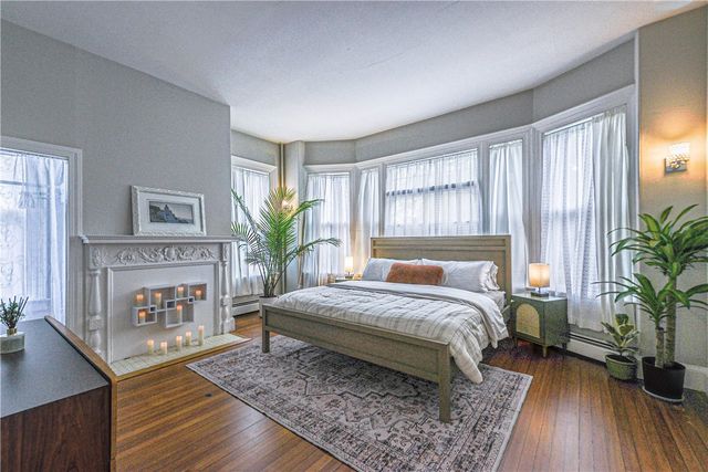 7 Mt. Vernon Street 1, Newport, RI 02840