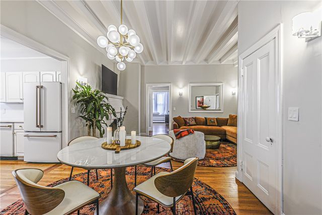 7 Mt. Vernon Street 1, Newport, RI 02840