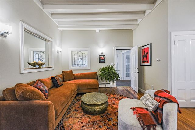 7 Mt. Vernon Street 1, Newport, RI 02840