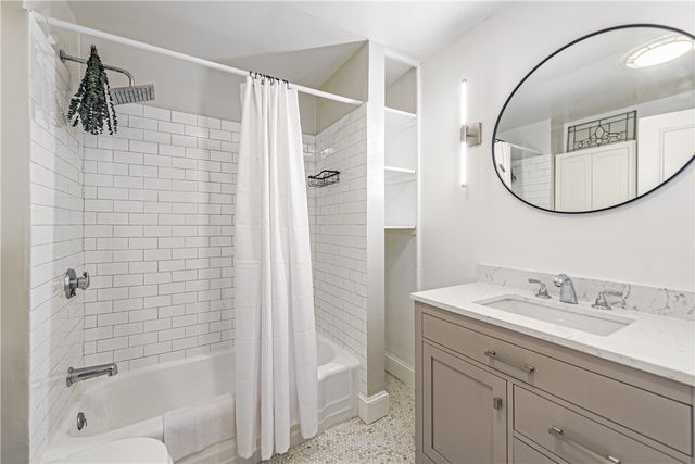 7 Mt. Vernon Street 1, Newport, RI 02840