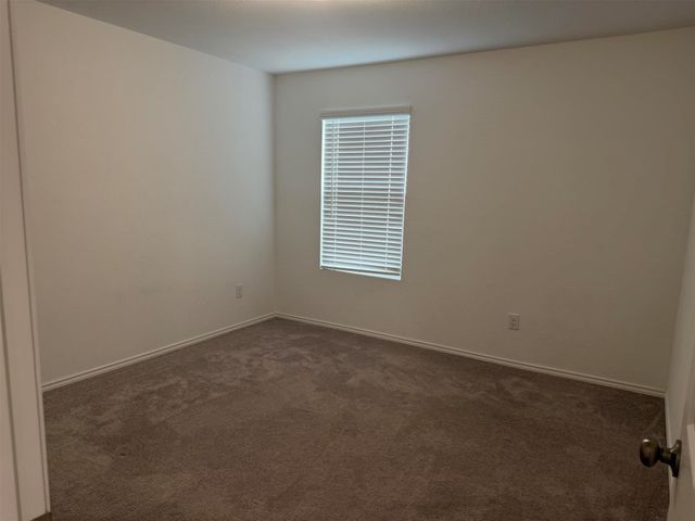 16113 Isles Drive, Fort Worth, TX 76052