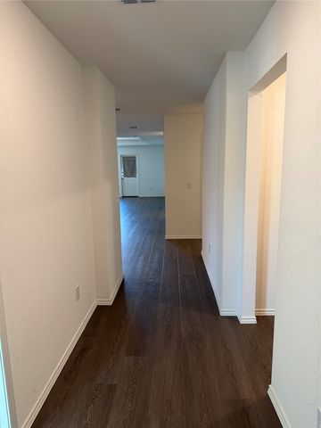 16113 Isles Drive, Fort Worth, TX 76052