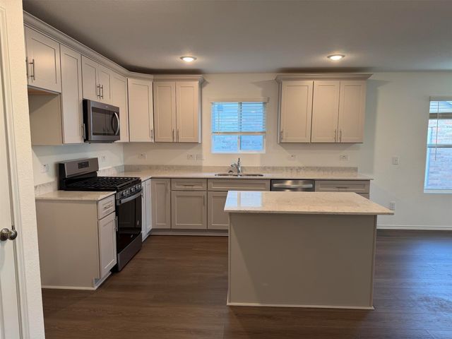16113 Isles Drive, Fort Worth, TX 76052