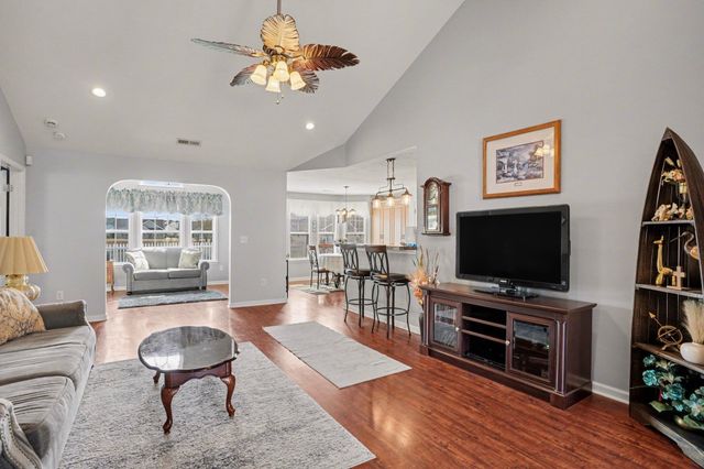 374 Barton Loop, Myrtle Beach, SC 29579