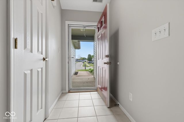 1519 Counselor Row, Shelbyville, IN 46176