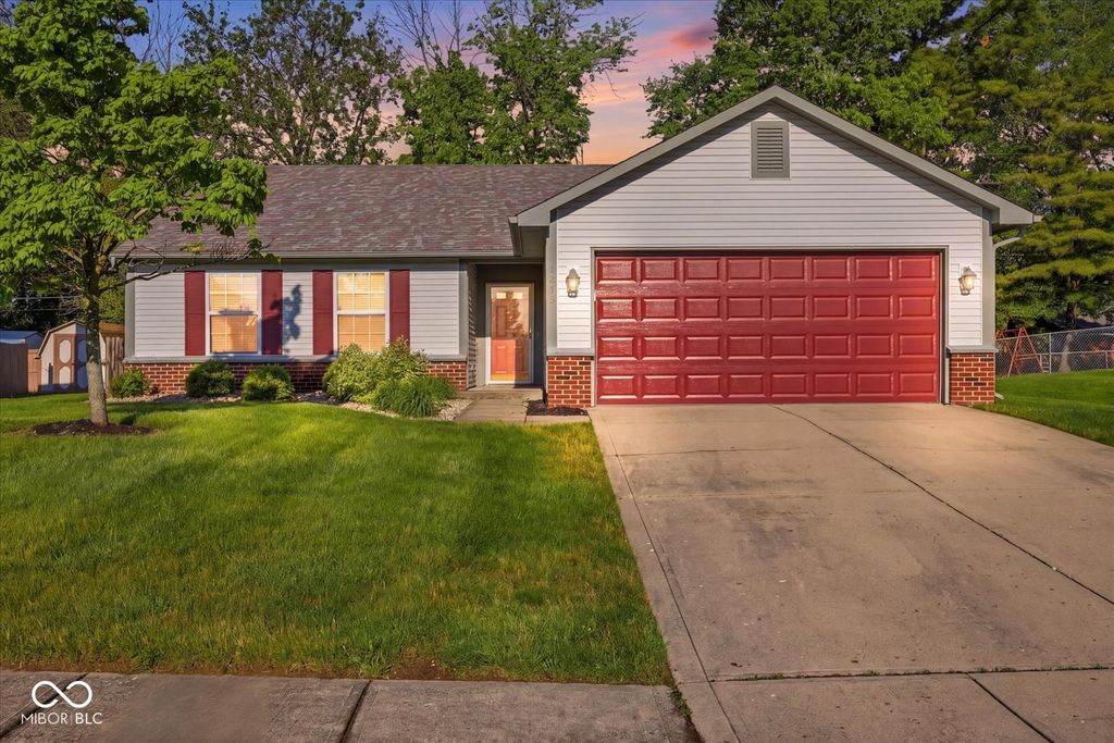 1519 Counselor Row, Shelbyville, IN 46176