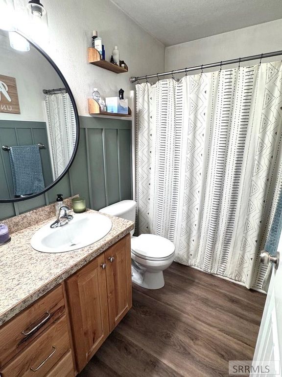 Image 19 of property listing at 2987 Glenn Cove Court, Ammon, ID 83406