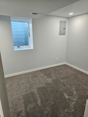 9625 Sheridan Avenue N, Brooklyn Park, MN 55444