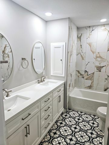9625 Sheridan Avenue N, Brooklyn Park, MN 55444