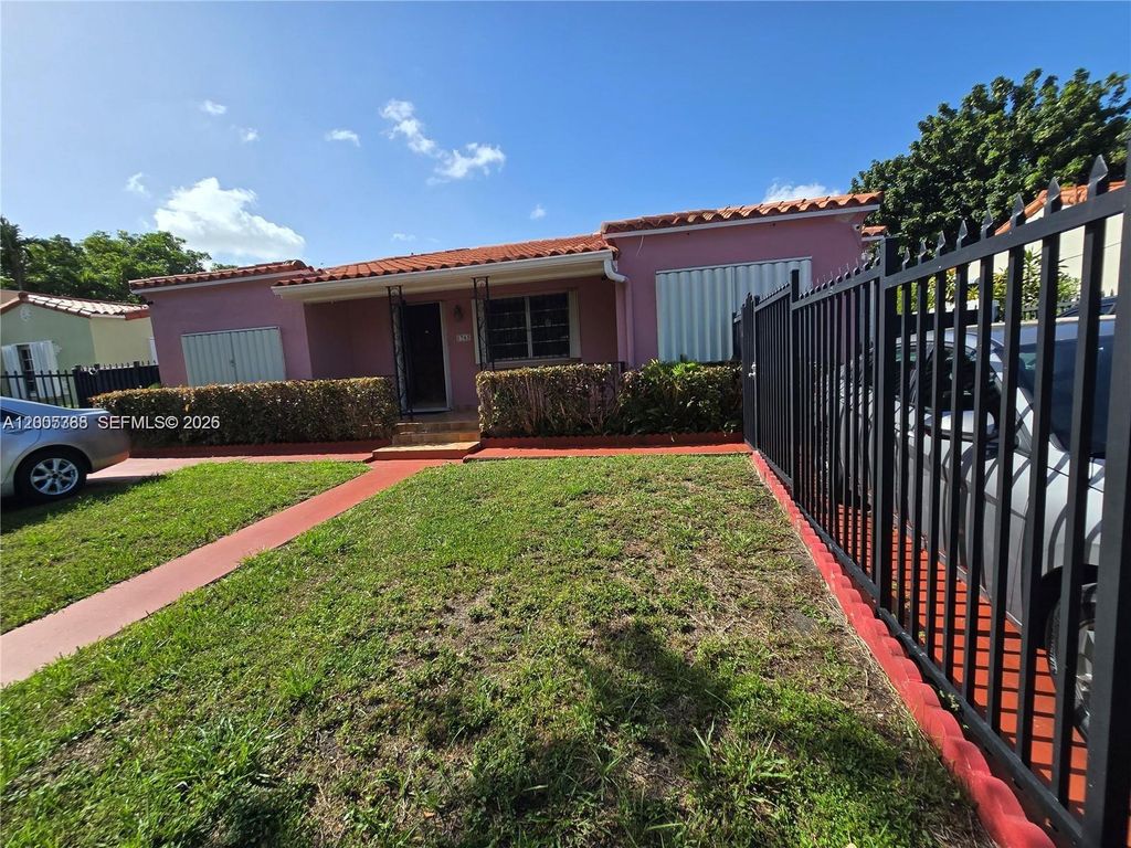 1765 SW 21st St 3, Miami, FL 33145