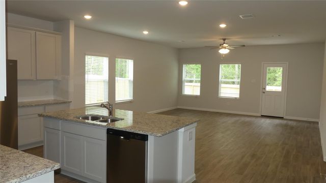 9547 Caney Trails Road, Conroe, TX 77303