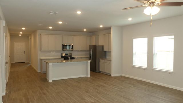 9547 Caney Trails Road, Conroe, TX 77303