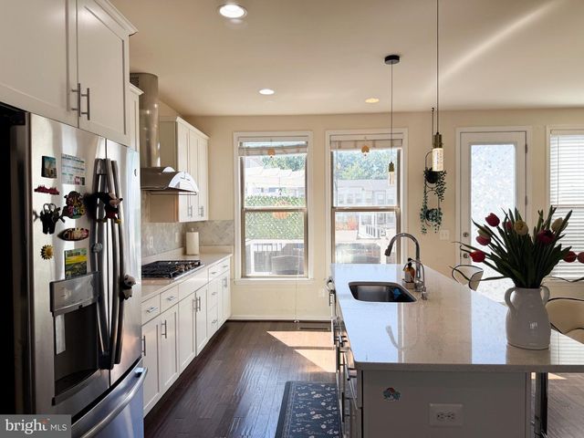 42369 ALDER FOREST TER, Sterling, VA 20166