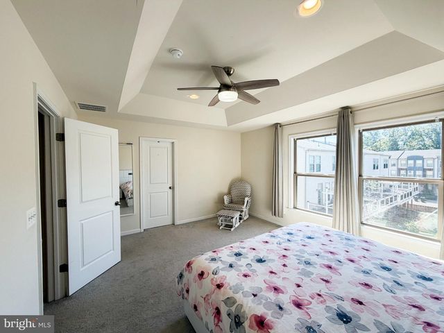 42369 ALDER FOREST TER, Sterling, VA 20166