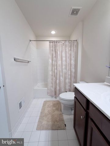 42369 ALDER FOREST TER, Sterling, VA 20166