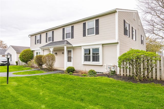 85 Springwood Drive, Webster, NY 14580