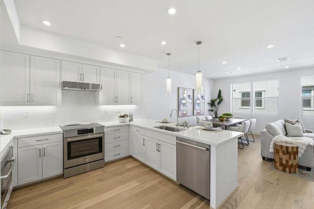2735 Oak Road, Walnut Creek, CA 94597