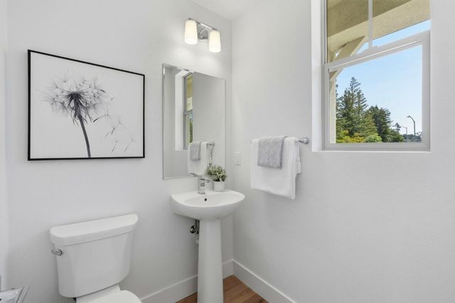 2735 Oak Road, Walnut Creek, CA 94597