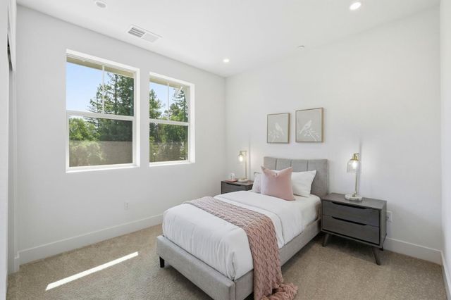 2735 Oak Road, Walnut Creek, CA 94597