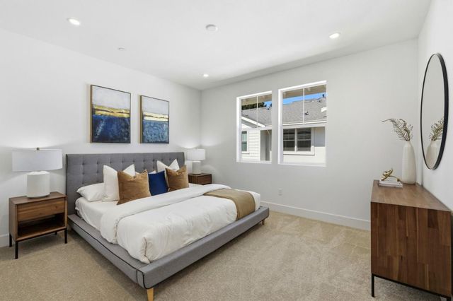2735 Oak Road, Walnut Creek, CA 94597